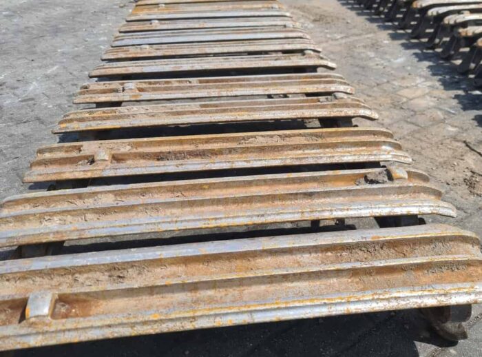 GĄSIENICA 710/45-26,5 ROZŁOŻONA GĄSIENICA 710/45-26,5 ROZŁOŻONA