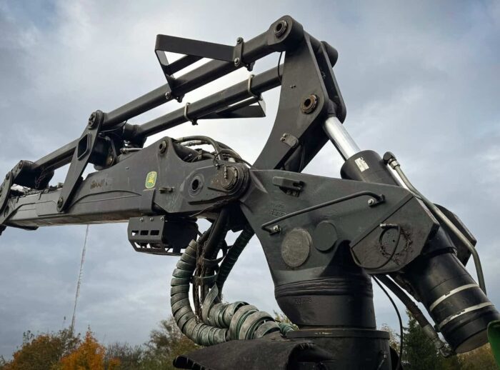 Harvester John Deere 1270G żuraw Harvester John Deere 1270G żuraw