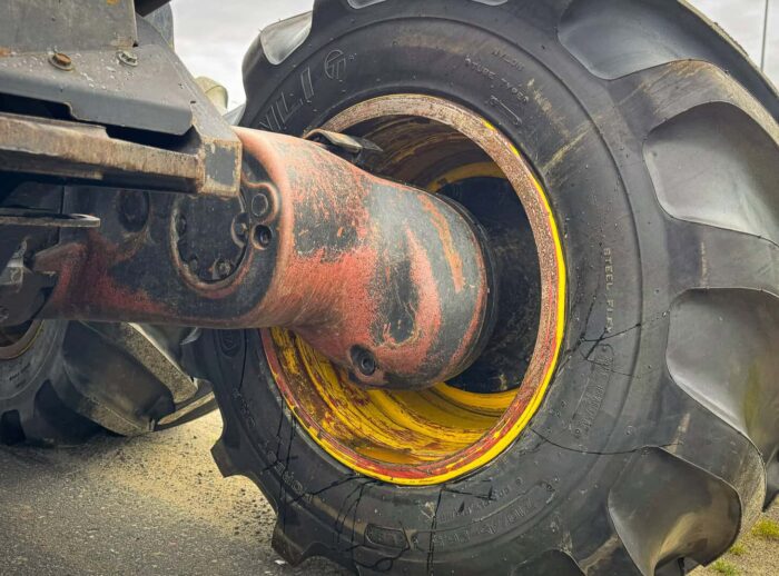 Harvester John Deere 1270G wnętrze felgi Harvester John Deere 1270G wnętrze felgi