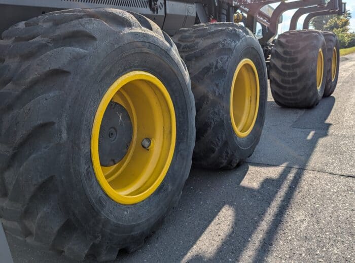 PONSSE ELK 8W 2013 Reifen PONSSE ELK 8W 2013r. opony