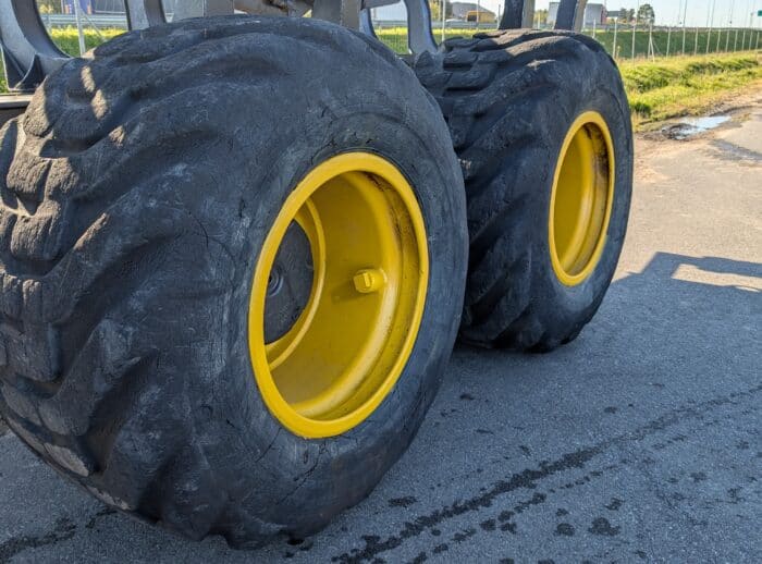 PONSSE BUFFALO 8W 2015r. opony PONSSE BUFFALO 8W 2015r. opony