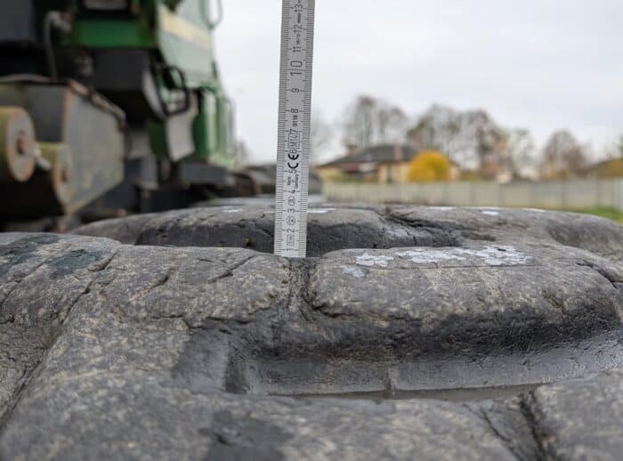 Harvester John Deere 1270D 2007r. bieżnik Harvester John Deere 1270D 2007r. bieżnik