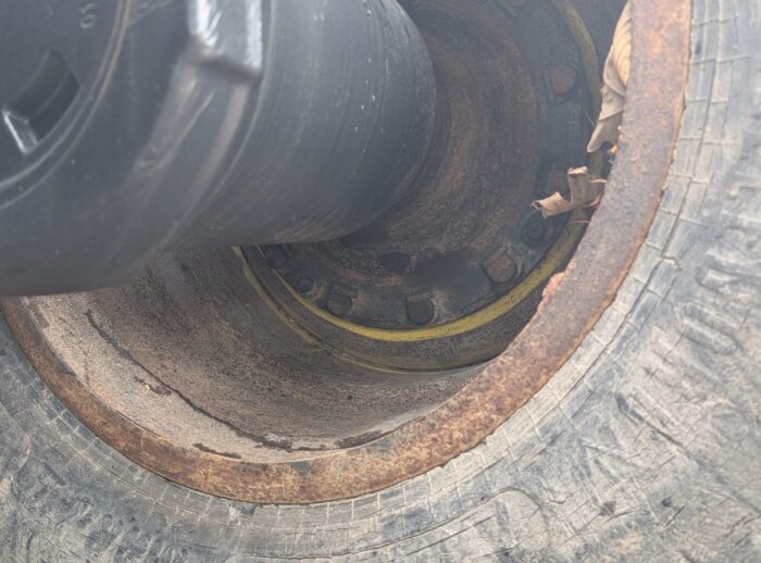 Forwarder PONSSE Wisent 2010 r. K70+M wnętrze felg Forwarder PONSSE Wisent 2010 r. K70+M wnętrze felg