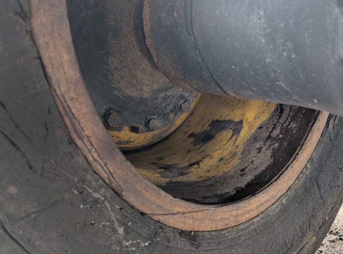 Forwarder PONSSE Wisent 2010 r. K70+M wnętrze felg Forwarder PONSSE Wisent 2010 r. K70+M wnętrze felg