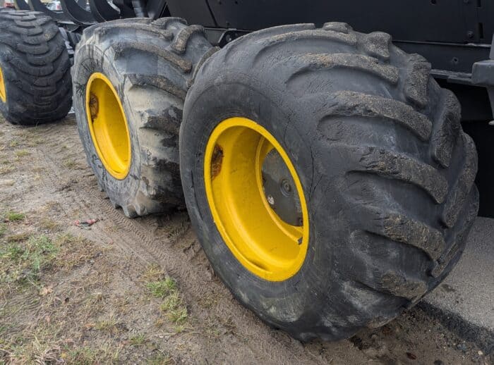 Forwarder PONSSE Wisent 2010 r. K70+M opony Forwarder PONSSE Wisent 2010 r. K70+M opony