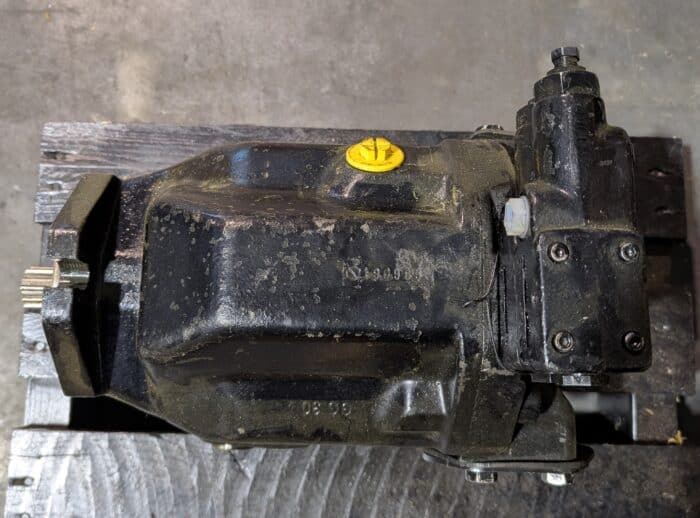 Regenerierte Arbeitspumpe F062759 Forwarder John Deere 1010D Regenerowana pompa pracy F062759 Forwarder John Deere 1010D