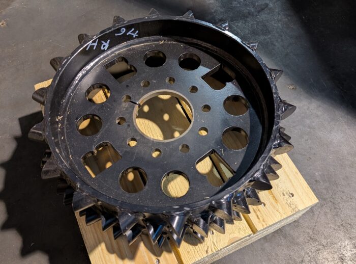 NOWA rolka podająca prawa BALMEC, PONSSE H6 NOWA rolka podająca prawa BALMEC, PONSSE H6