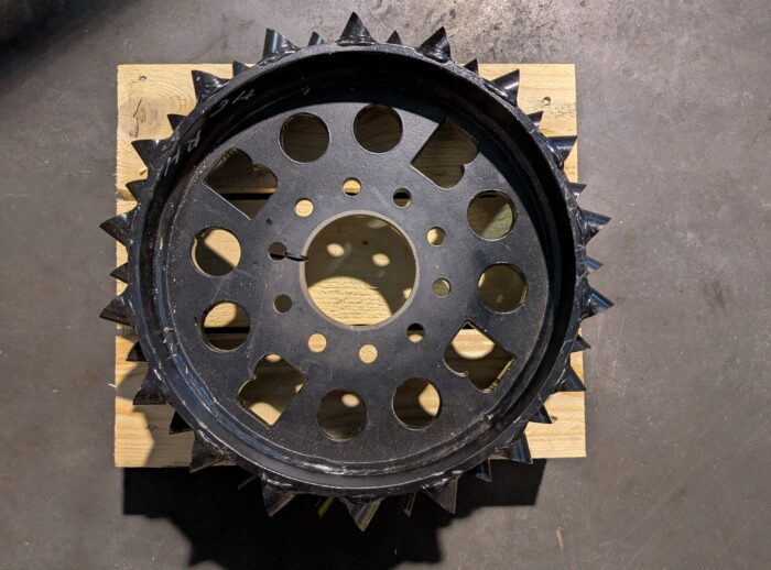 NOWA rolka podająca prawa BALMEC, PONSSE H6 NOWA rolka podająca prawa BALMEC, PONSSE H6