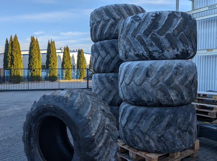 Używane opony 8 szt. TRELLEBORG 710/45-26,5 harwester forwarder Używane opony 8 szt. TRELLEBORG 710/45-26,5 harwester forwarder