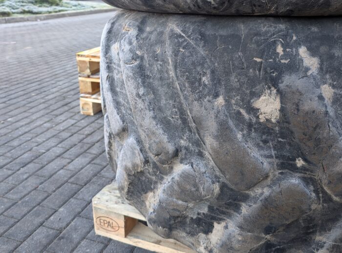 Używane opony 8 szt. TRELLEBORG 710/45-26,5 harwester forwarder Używane opony 8 szt. TRELLEBORG 710/45-26,5 harwester forwarder