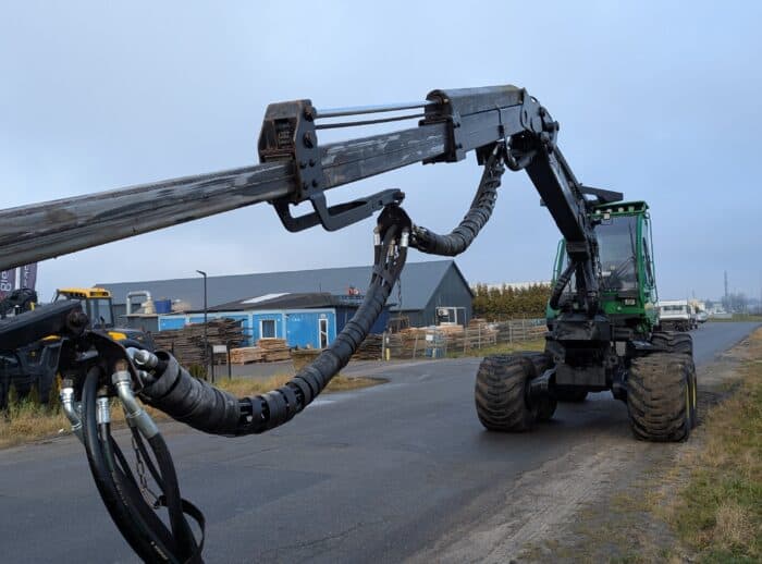 Harwester John Deere 1070D 2006r. Harwester John Deere 1070D 2006r.