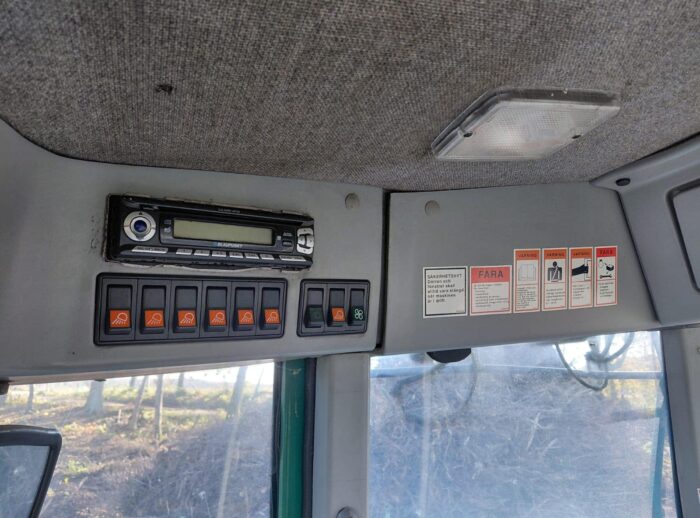 Timberjack 1710D forwarder, 2002. John Deere Forwarder Timberjack 1710D 2002r. John Deere