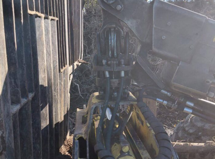 Timberjack 1710D forwarder, 2002. John Deere Forwarder Timberjack 1710D 2002r. John Deere